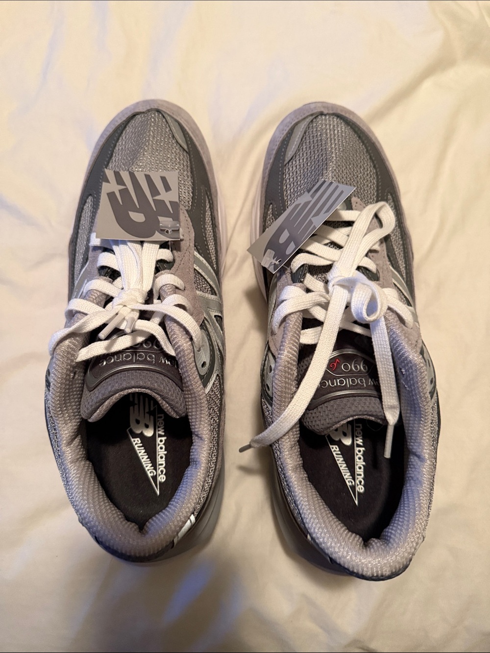 New Balance women 990v6 Grey Mesh Sneakers with White Laces